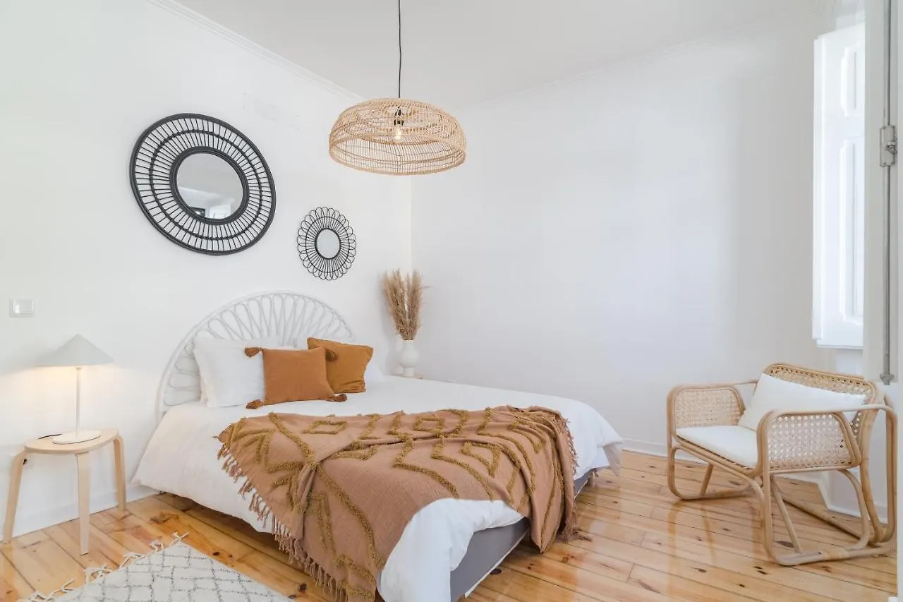 Casa Boma Lisboa - Brighting And Charming Apartment - Lapa VI location
